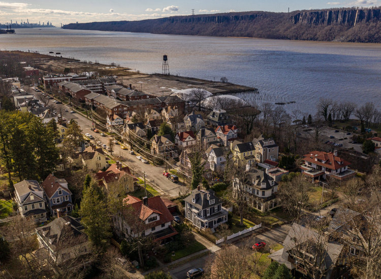Pick up Laundry Near Me - Hastings on Hudson and Dobbs Ferry