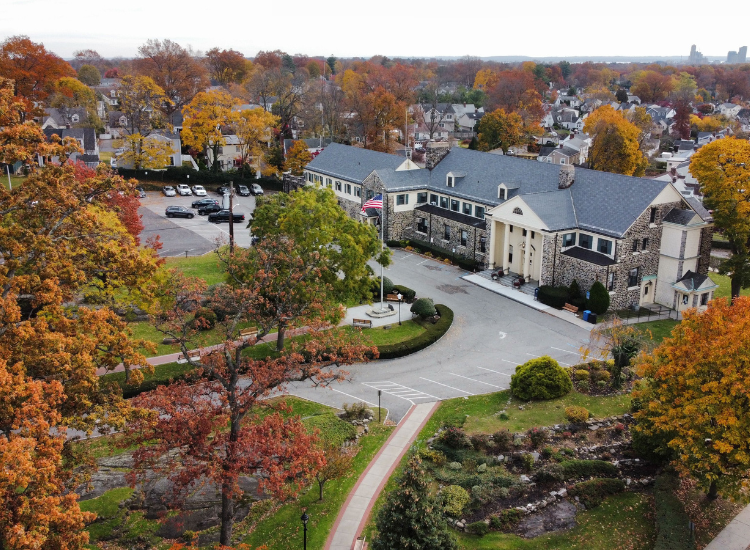 Laundry Service by VeeWash