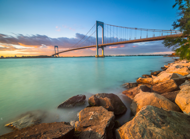 Wash and Fold Pickup Near Me by VeeWash